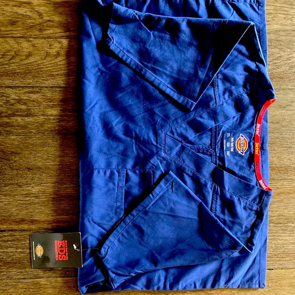 •DICKIES Uniform Scrubs Top for Men - Picture 6 of 9